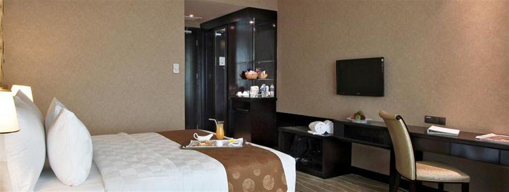 Four Points By Sheraton מדאן מראה חיצוני תמונה