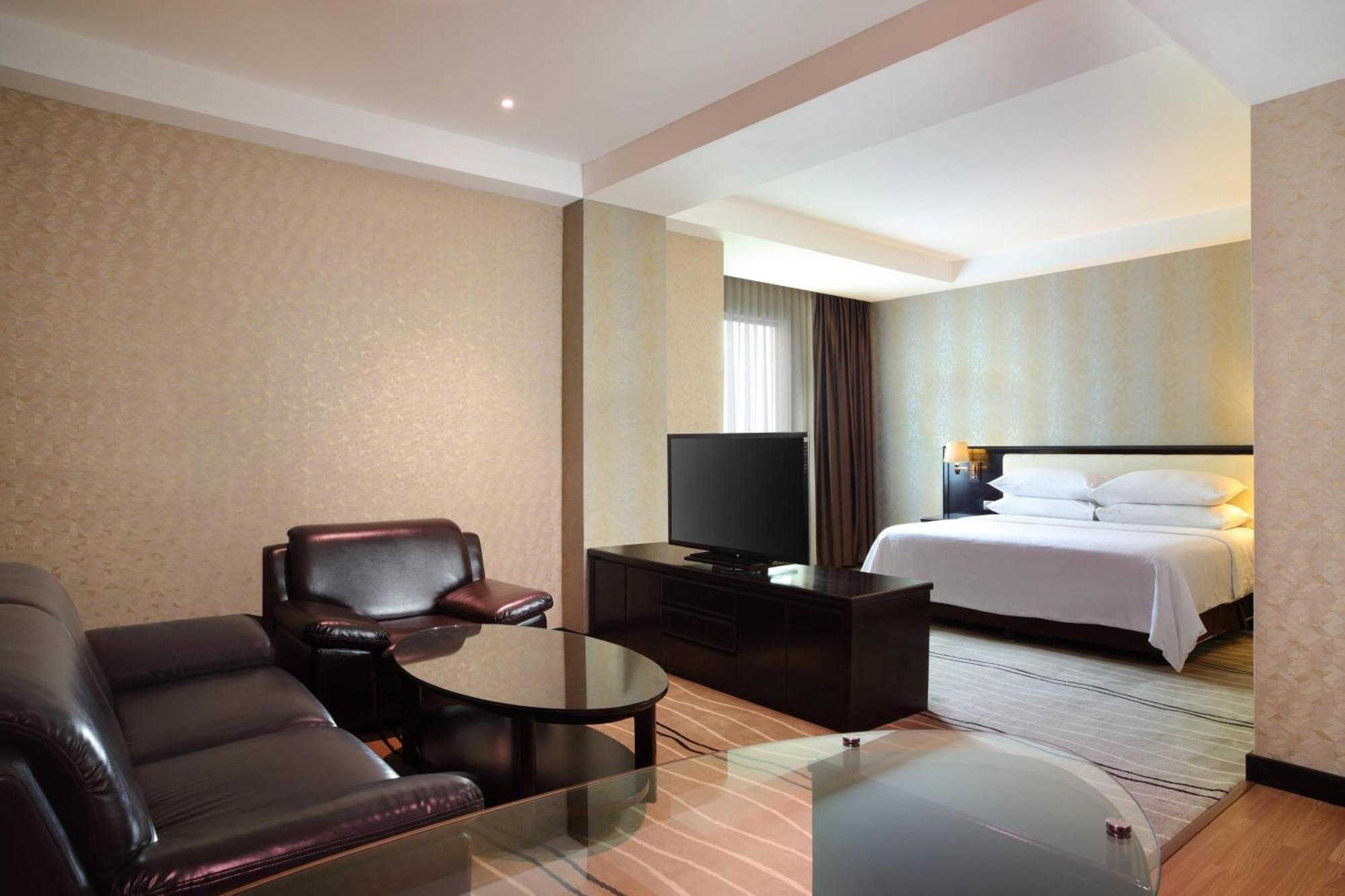 Four Points By Sheraton מדאן מראה חיצוני תמונה